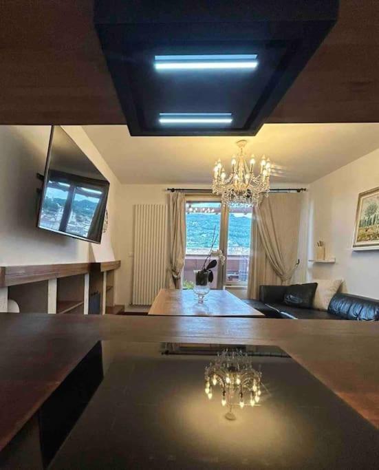 L'Attico Sul Fiume Center Home Асколи-Пичено Экстерьер фото